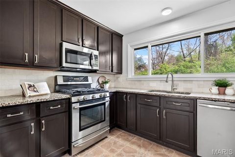 Tiny photo for 117 Old Oaks Drive, Ballwin, MO 63011 (MLS # 26019970)