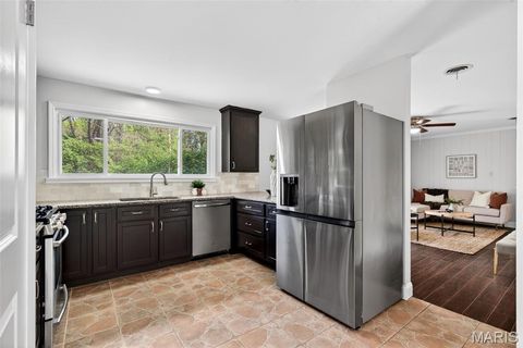 Tiny photo for 117 Old Oaks Drive, Ballwin, MO 63011 (MLS # 26019970)