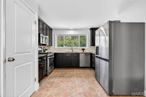 Tiny photo for 117 Old Oaks Drive, Ballwin, MO 63011 (MLS # 26019970)