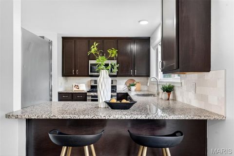 Tiny photo for 117 Old Oaks Drive, Ballwin, MO 63011 (MLS # 26019970)