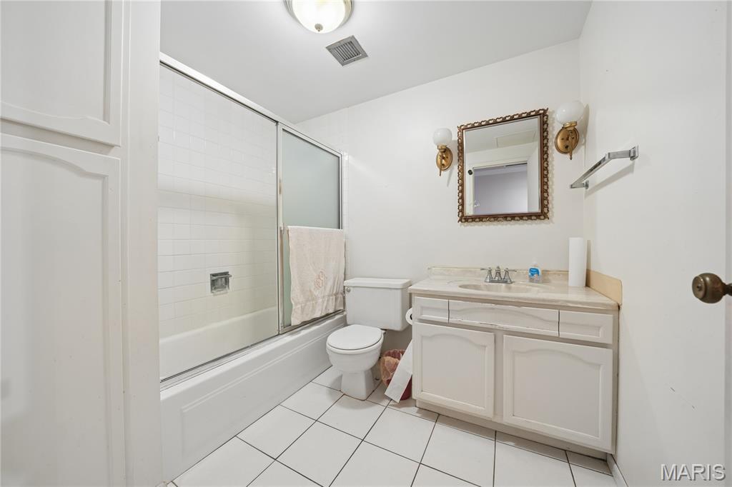 Park Tower Condo - Residential
