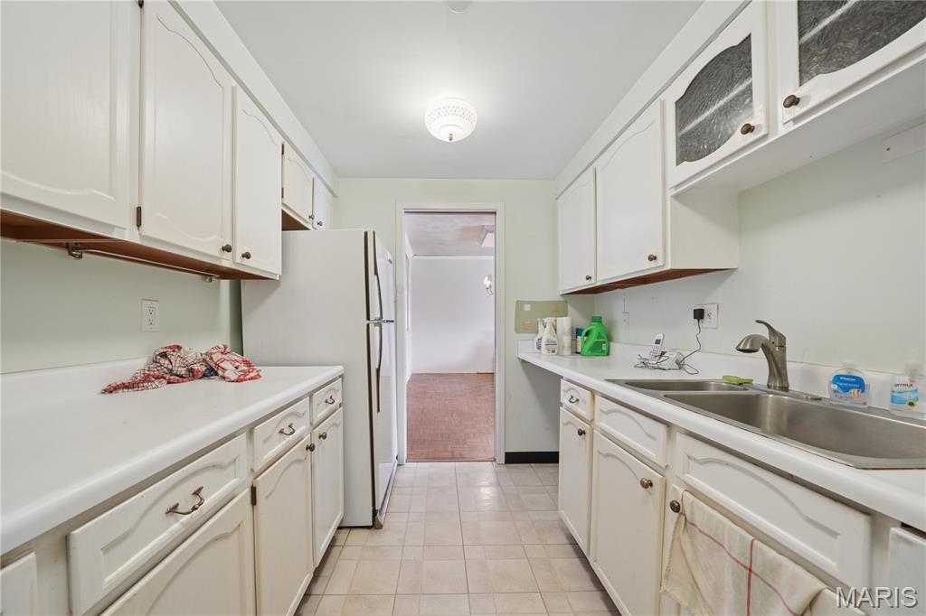 Park Tower Condo - Residential