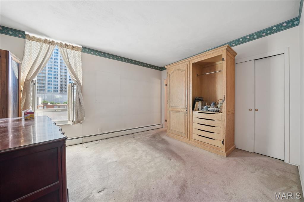 Park Tower Condo - Residential