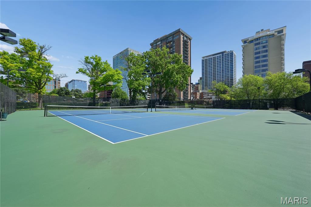 Park Tower Condo - Residential