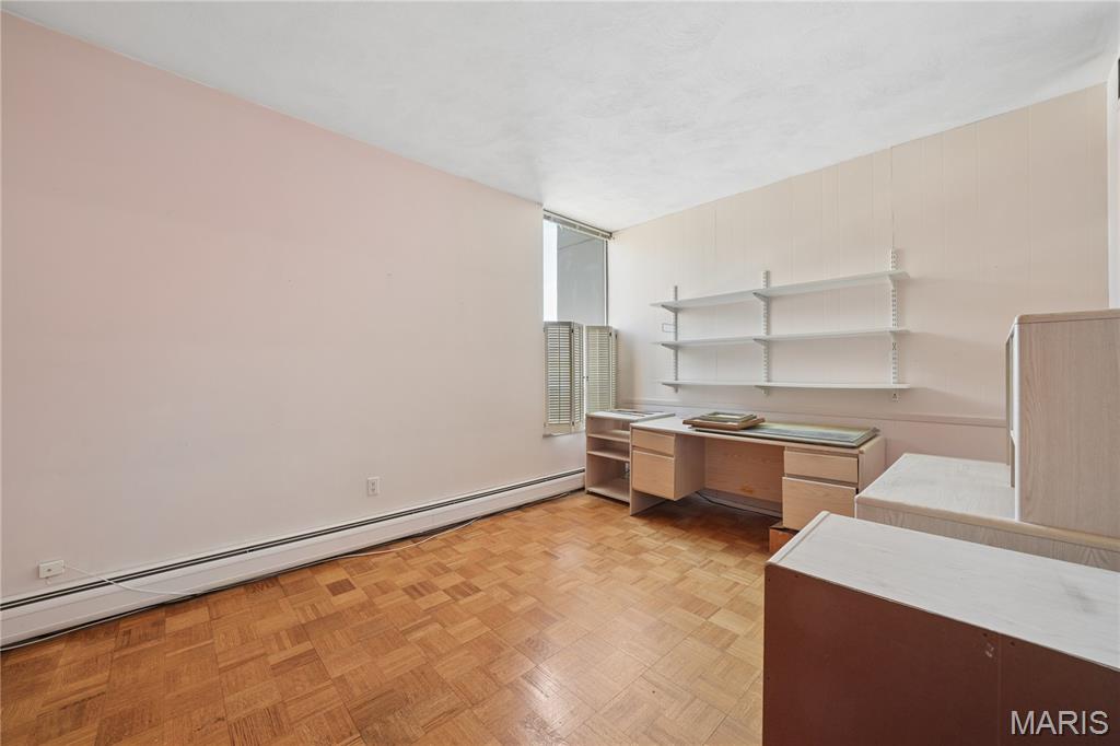 Park Tower Condo - Residential
