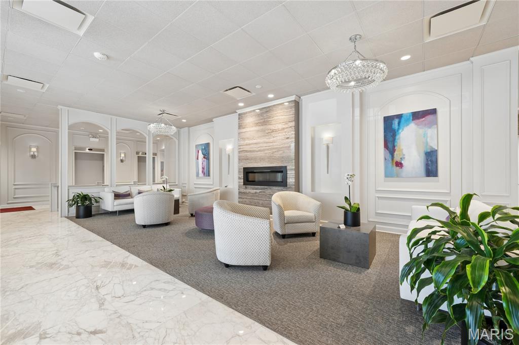 Park Tower Condo - Residential