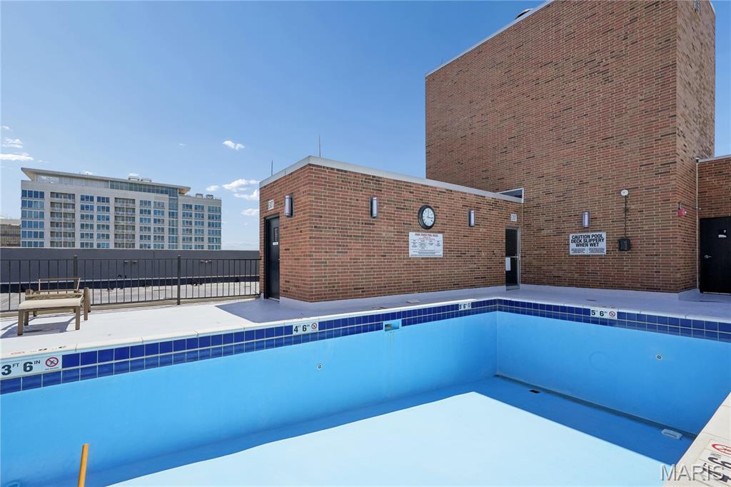 Park Tower Condo - Residential
