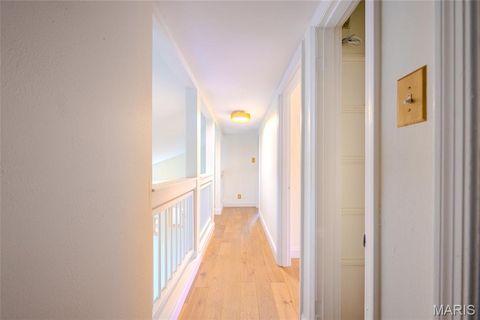 Tiny photo for 452 Iris Lane, Kirkwood, MO 63122 (MLS # 26001433)