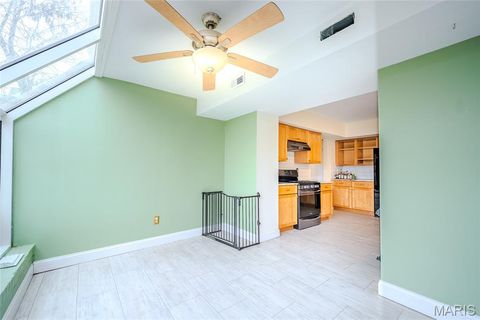 Tiny photo for 452 Iris Lane, Kirkwood, MO 63122 (MLS # 26001433)