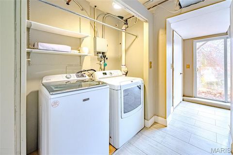 Tiny photo for 452 Iris Lane, Kirkwood, MO 63122 (MLS # 26001433)