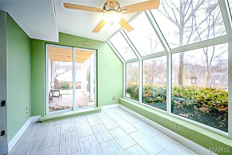 Tiny photo for 452 Iris Lane, Kirkwood, MO 63122 (MLS # 26001433)