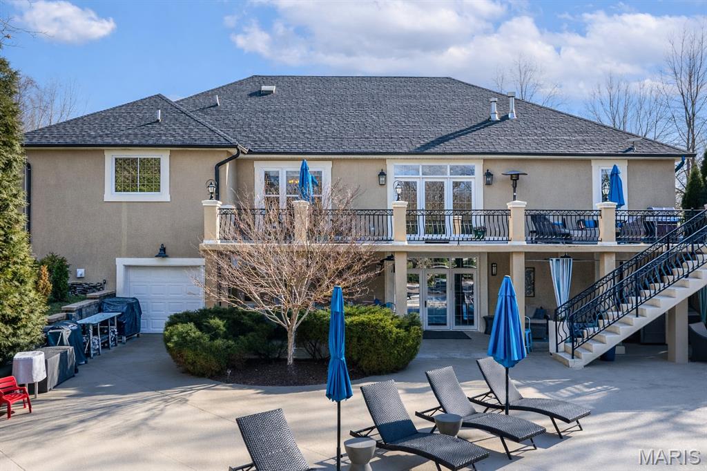 Windwood Lake Estate - Residential