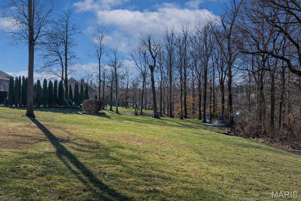 Windwood Lake Estate - Residential