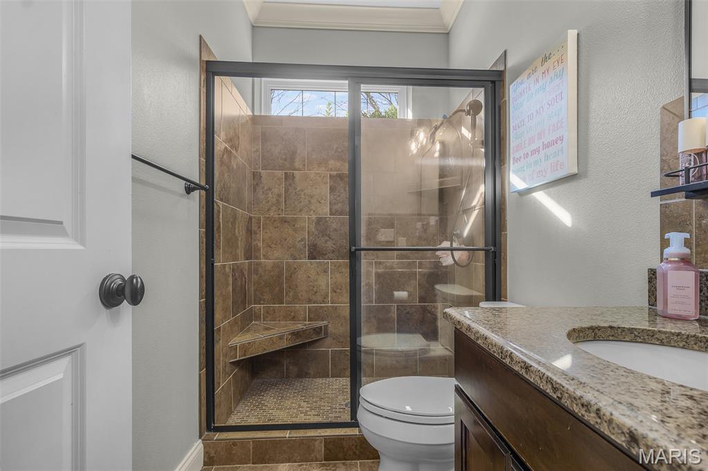 Windwood Lake Estate - Residential