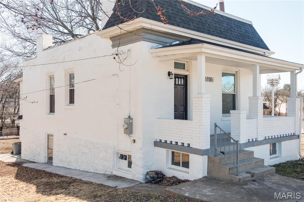 St Louis, Missouri 63139, United States, 2 Bedrooms Bedrooms, ,2 BathroomsBathrooms,Residential,Active,79771