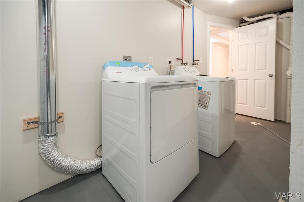 St Louis, Missouri 63139, United States, 2 Bedrooms Bedrooms, ,2 BathroomsBathrooms,Residential,Active,79771