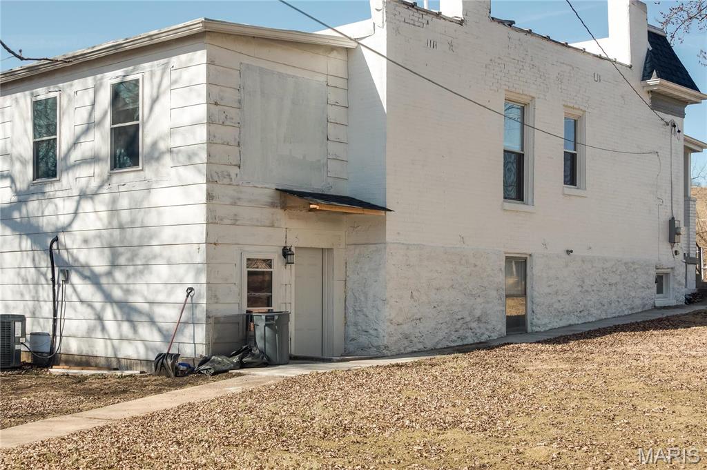 St Louis, Missouri 63139, United States, 2 Bedrooms Bedrooms, ,2 BathroomsBathrooms,Residential,Active,79771