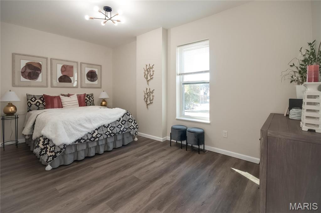 St Louis, Missouri 63139, United States, 2 Bedrooms Bedrooms, ,2 BathroomsBathrooms,Residential,Active,79771