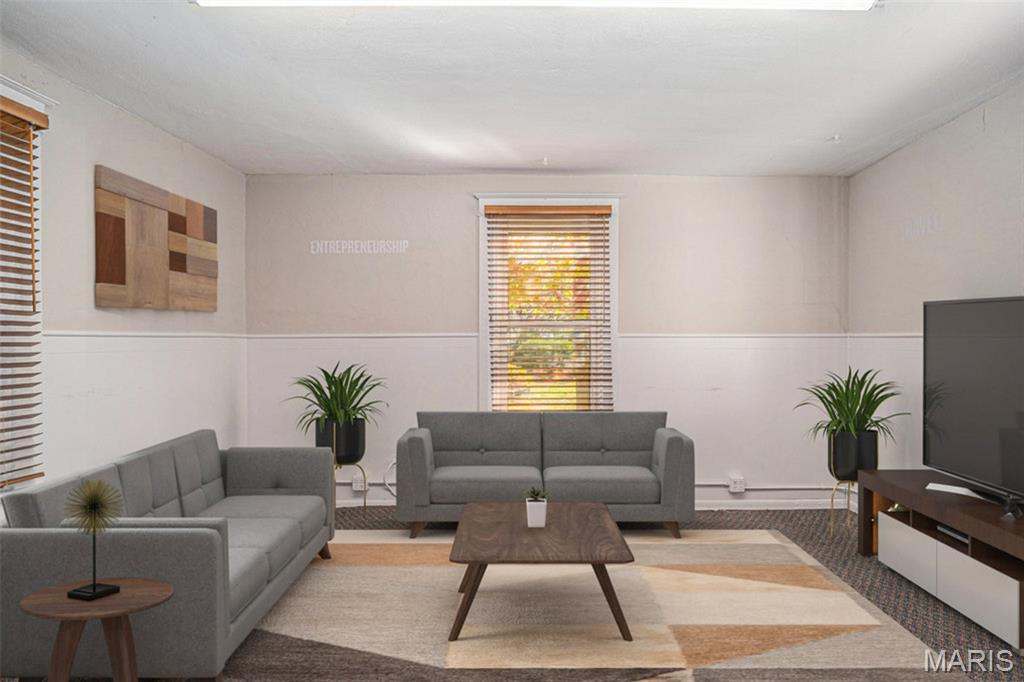 343 W Woodbine Avenue