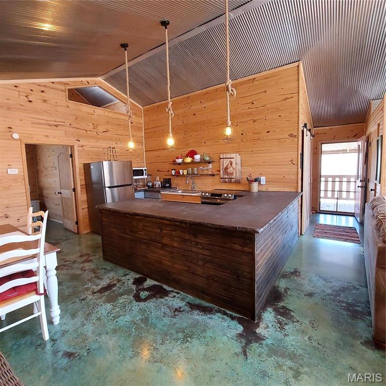 Holiday Hills - Residential