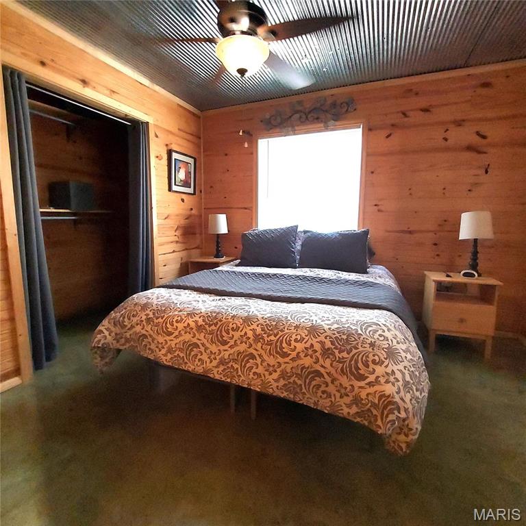 Holiday Hills - Residential