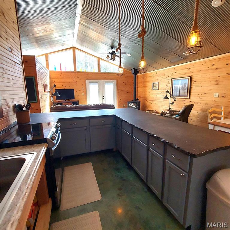 Holiday Hills - Residential