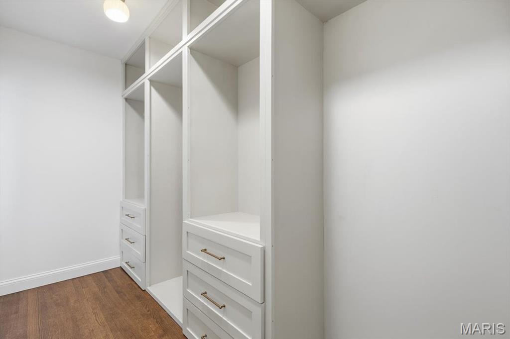 Davis Place - Residential