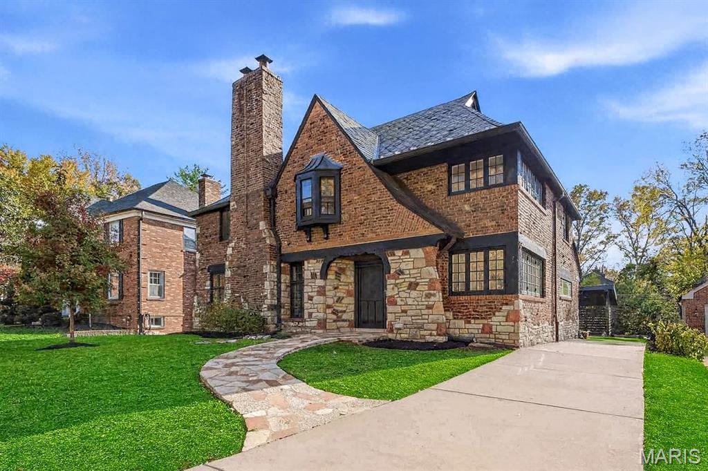 Davis Place - Residential