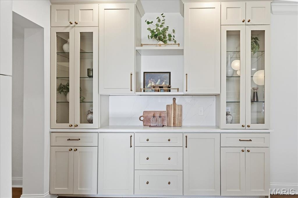 Davis Place - Residential