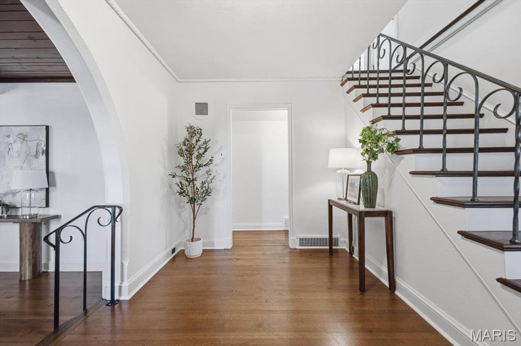 Davis Place - Residential