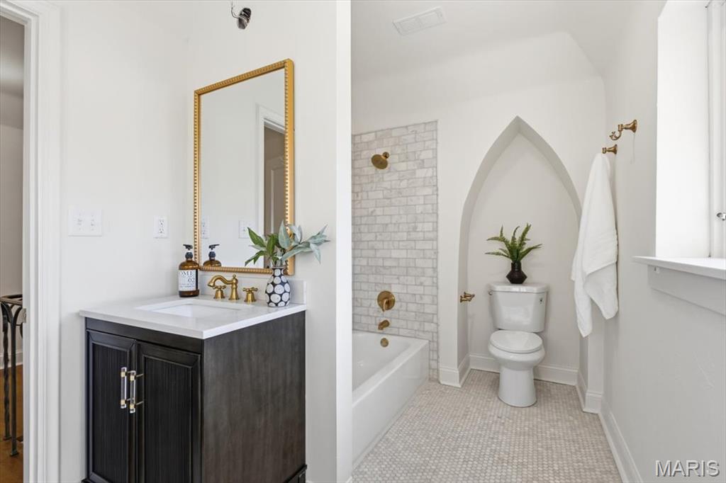 Davis Place - Residential