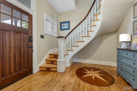 Tiny photo for 226 E East Jefferson Avenue, Kirkwood, MO 63122 (MLS # 26016513)