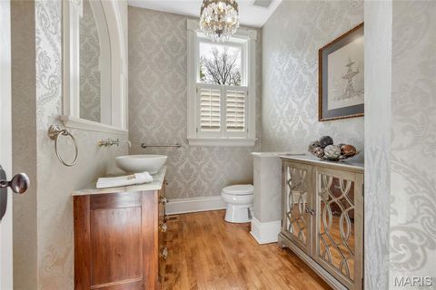 Tiny photo for 226 E East Jefferson Avenue, Kirkwood, MO 63122 (MLS # 26016513)