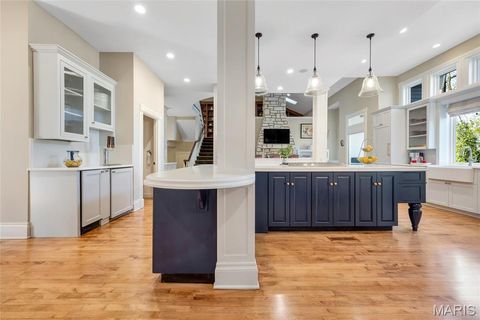 Tiny photo for 226 E East Jefferson Avenue, Kirkwood, MO 63122 (MLS # 26016513)