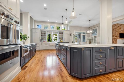 Tiny photo for 226 E East Jefferson Avenue, Kirkwood, MO 63122 (MLS # 26016513)