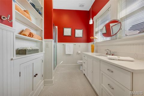 Tiny photo for 226 E East Jefferson Avenue, Kirkwood, MO 63122 (MLS # 26016513)