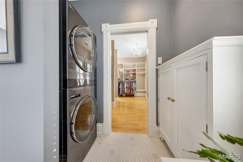 Tiny photo for 226 E East Jefferson Avenue, Kirkwood, MO 63122 (MLS # 26016513)