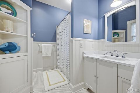 Tiny photo for 226 E East Jefferson Avenue, Kirkwood, MO 63122 (MLS # 26016513)