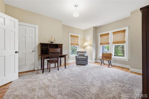 Tiny photo for 226 E East Jefferson Avenue, Kirkwood, MO 63122 (MLS # 26016513)