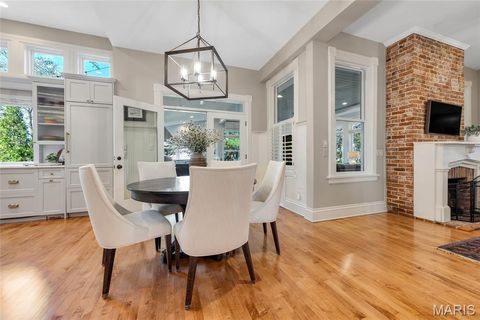 Tiny photo for 226 E East Jefferson Avenue, Kirkwood, MO 63122 (MLS # 26016513)