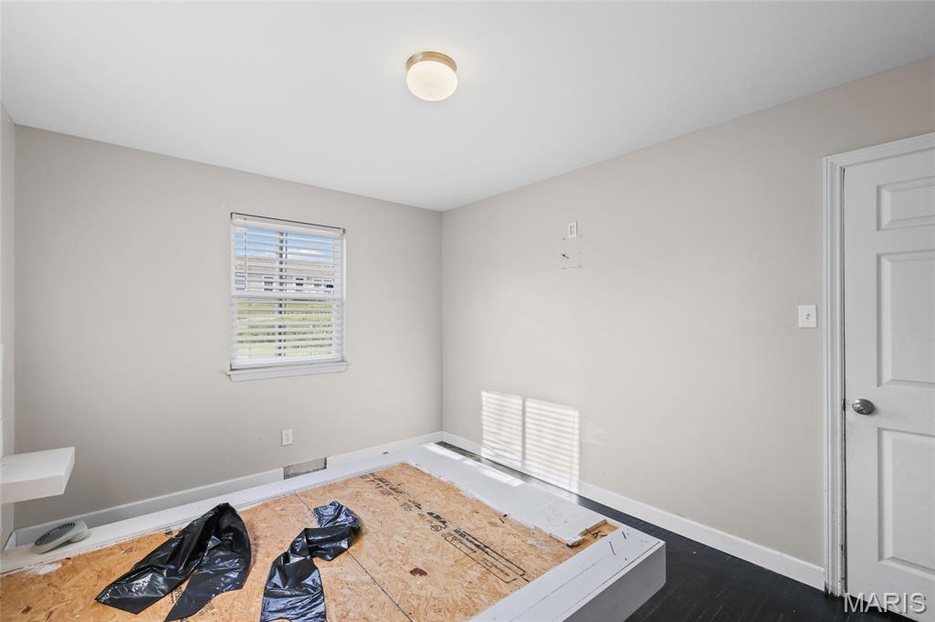 Four Winds 02 - Residential