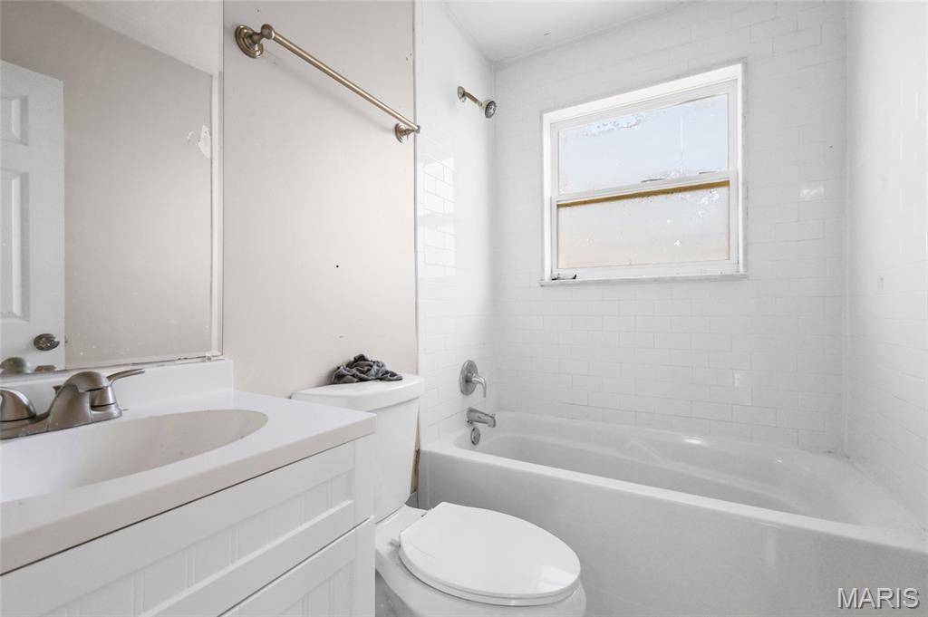 Four Winds 02 - Residential