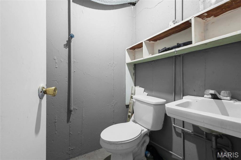 Four Winds 02 - Residential