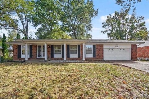 Photo of 11972 Nero Drive, Florissant, MO 63033 (MLS # 26065794)