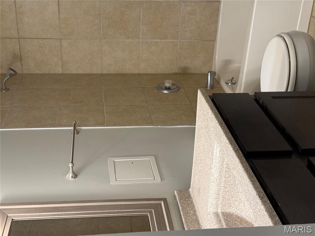 Courtland Hall Condo - Residential