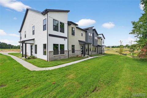 Tiny photo for 1 TBB@Georgetown at Lienemann, St Peters, MO 63303 (MLS # 26030188)