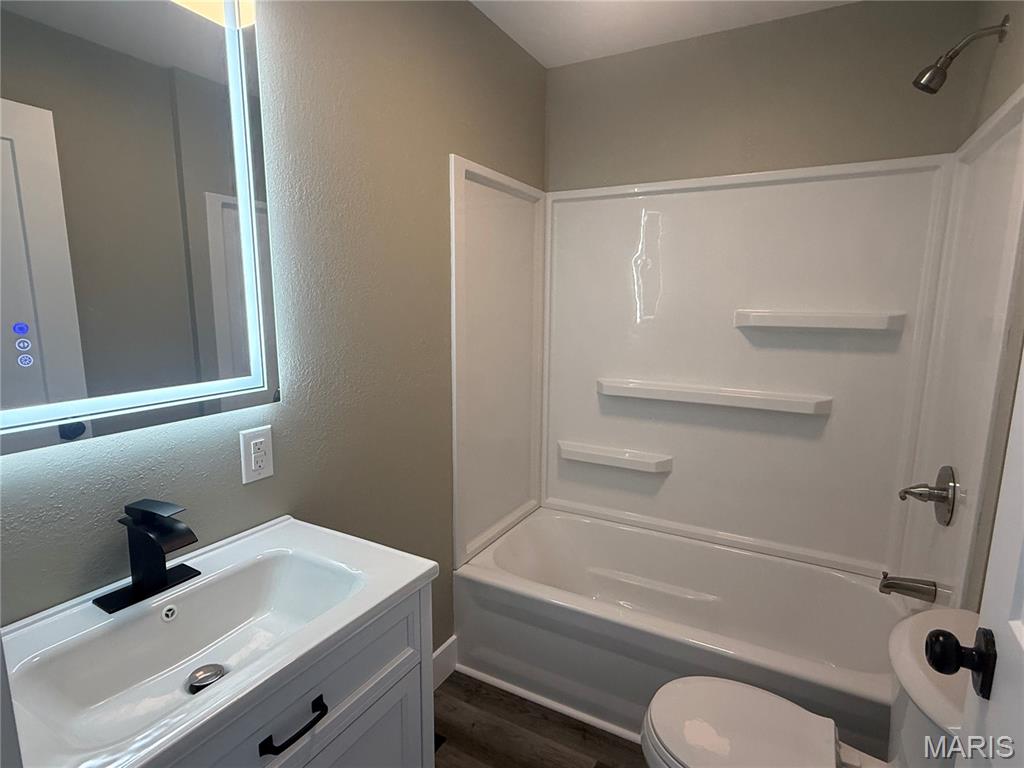 Grand Ave Place - Residential