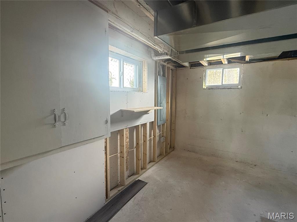 Grand Ave Place - Residential