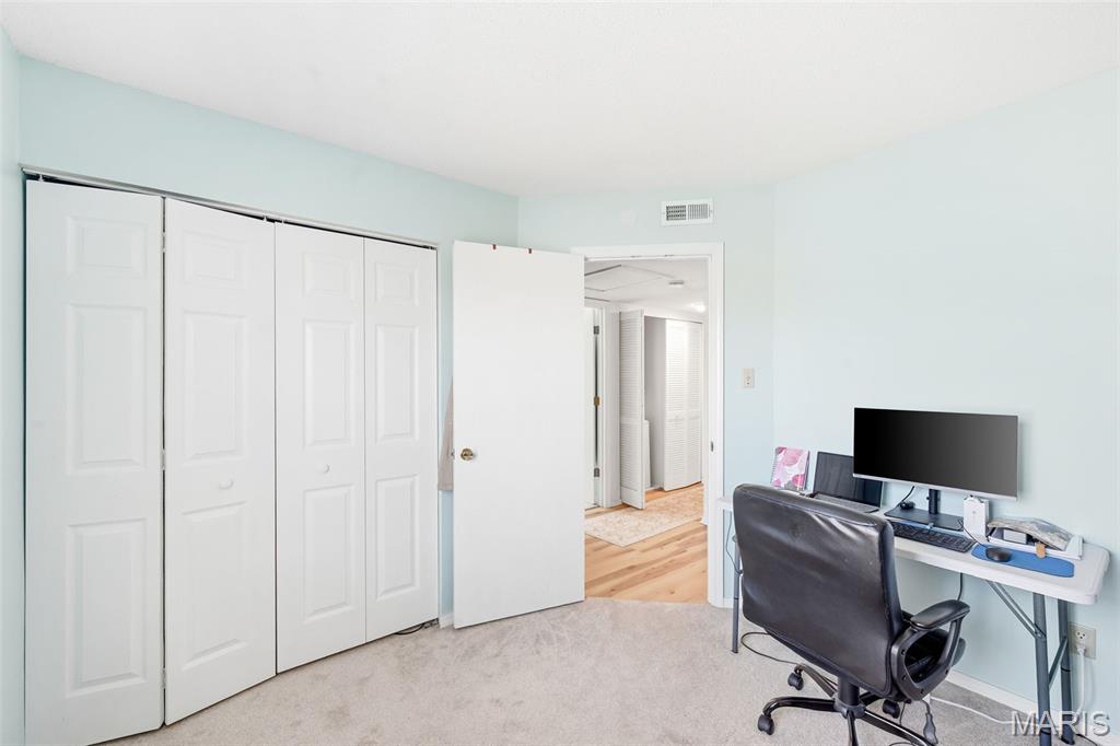 Carriage Parc Condo - Residential