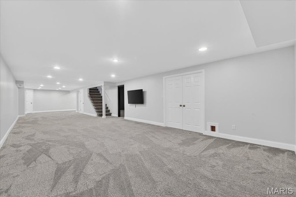 Steeplechase Lane - Residential